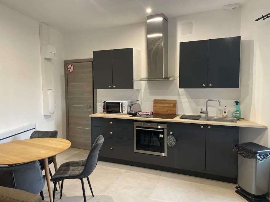 Appartement Confort Equipe Au Coeur De Безьє Екстер'єр фото